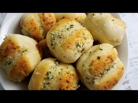quick-and-easy-garlic-bread-rolls-recipe
