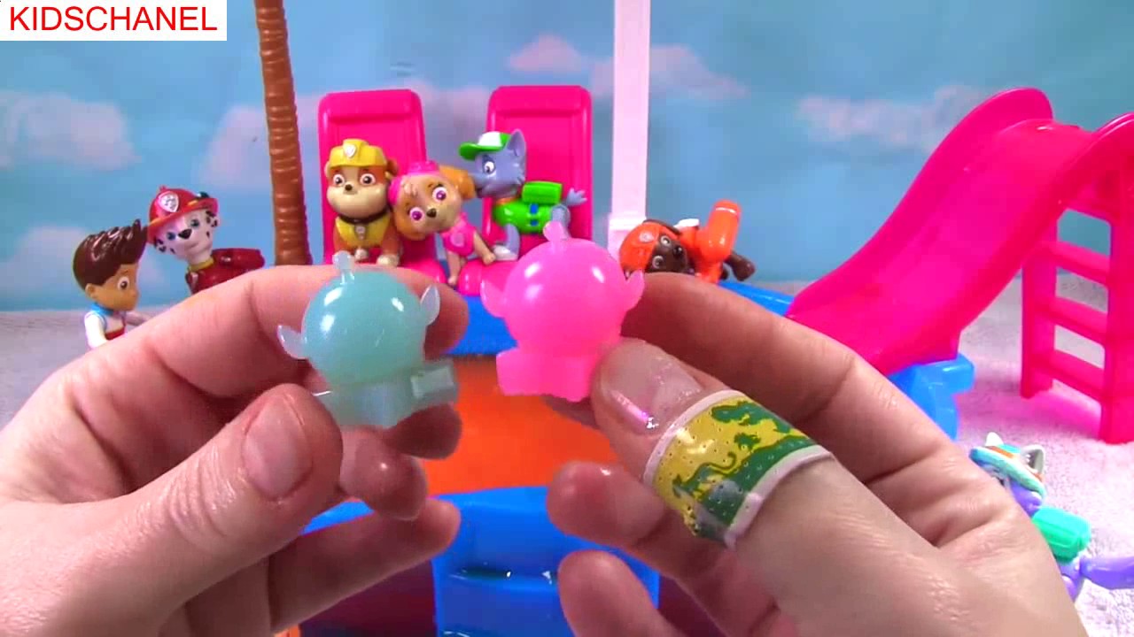 KID TOYS REVIEW Paw Patrol Tsum Tsum Bath Bomb and Toy Pool! 10 Bath