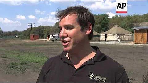 Dogs trained to tackle rhino poachers