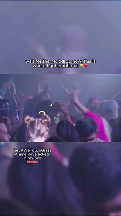 The DJ played Cyberpunk Edgerunners at the club 🤯