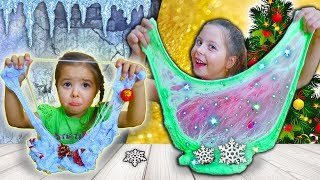 Сестрички Лиза и Маша делают новогодние слаймы / Челлендж битва слаймеров