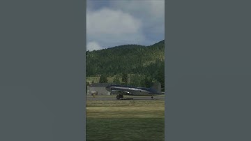 Rare sight of a Boeing 307 takeoff in Aspen #short #msfs2020 #colorado