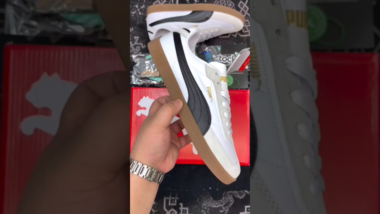 Estilo retro, comodidad moderna: las Puma Club II Era son el must-have de esta temporada. 