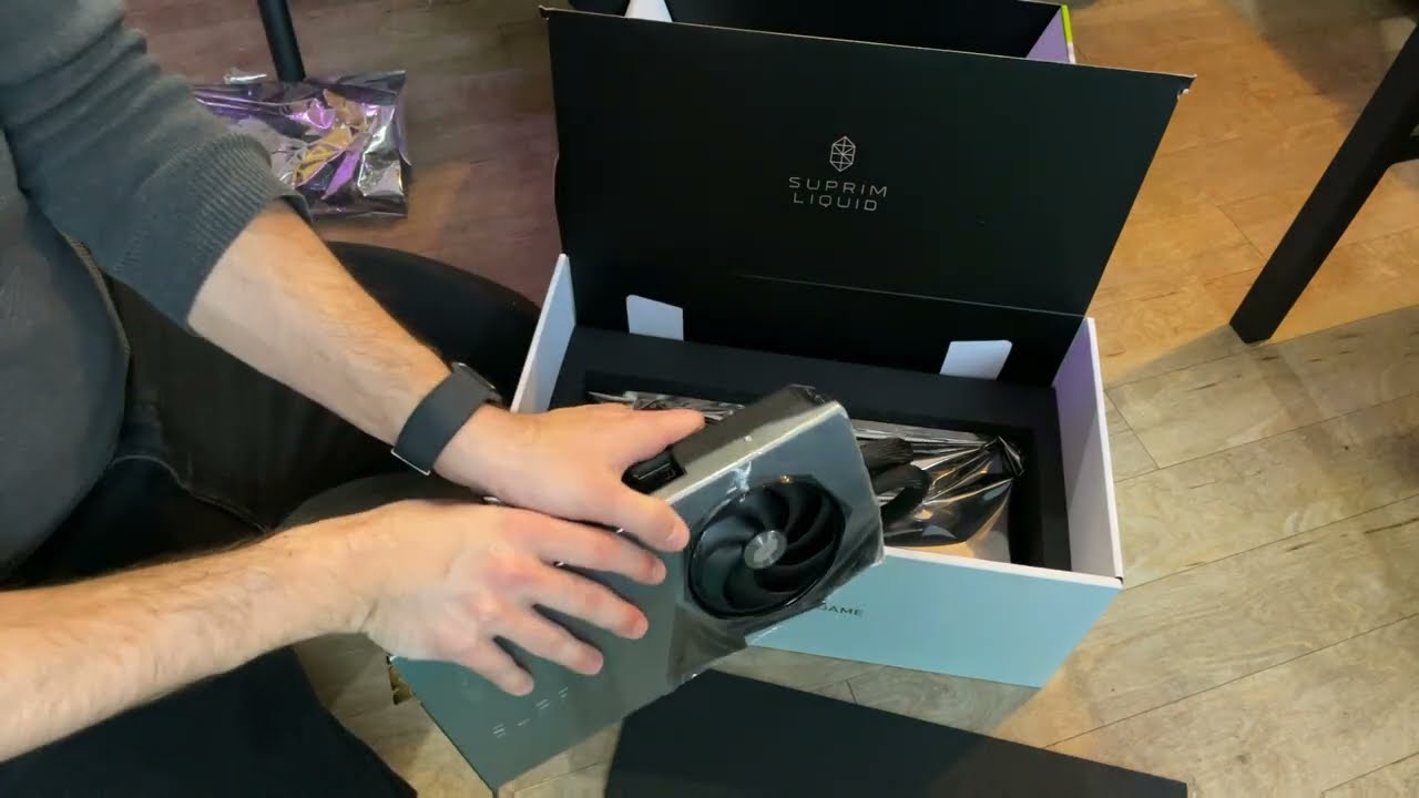 MSI RTX 5080 SUPRIM LIQUID SOC Unboxing & First Look | INSANE Performance?