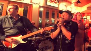 Jesse's Girl -The Titanix -Hard Rock Cafe Surfers Paradise- Drew Kruck-Charne Louise