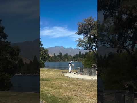 Creative evenings by the lake in Queenstown NZ 🎨 #queenstownnz  #queenstownlive #autumn #painting