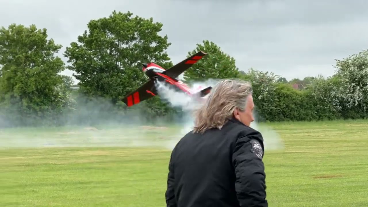 Jan Gerdes | Carf Extra 330LX | full flight video | ProWing 2025
