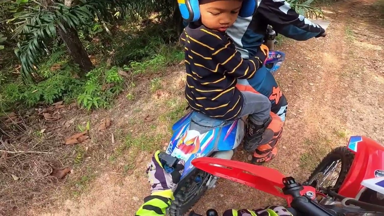 Gaban dan mama ride dalam hutan sempena cuti deepavali aveta vtm250LX