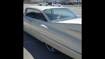 Custom air ride 1959 Cadillac on Accuair with 24s