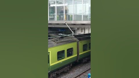 Irish Rail DART Class 8510 NO. 8613 Towards Bray/Greystones at Dun laoghaire 20/10/22