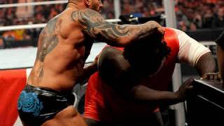 Raw: Mark Henry vs. Batista