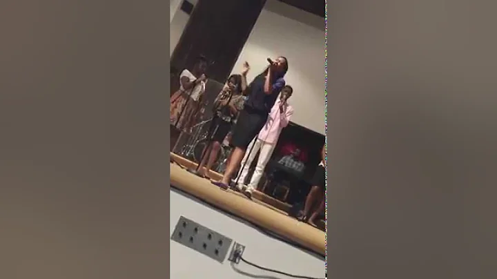 Sherri Tye and the Vision of Voices- Cover Gratefu...