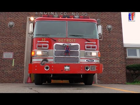 Detroit Fire Department Engine 30 Walk Around Pierce Enforcer 2014 Youtube