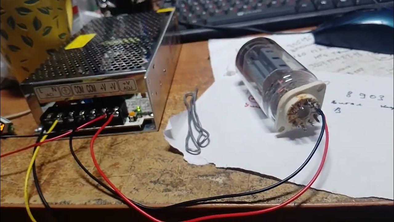 Лампы без питания. Светодиодный индикатор 220vg. Диёт лампочка. Электричество из картошки. Led лампы для гаража.