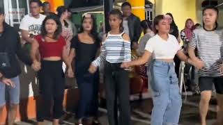 Download Lagu MOLEBA - LULO 'BIAR GENDUT TETAP KU CINTA Download Lagu MOLEBA - LULO 'BIAR GENDUT TETAP KU CINTA
