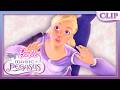 ¡Cuidado, Barbie! | Barbie y la magia de Pegaso | Barbie Latinoamérica