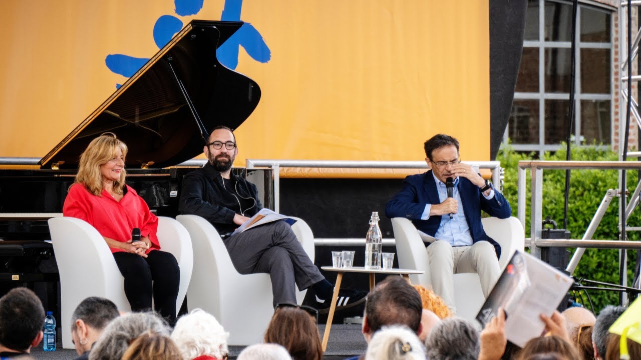 Nel fluire del tempo: cura, cambiamento e il senso della fine | Mancuso, Papachristou, Carbone