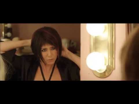 01 We're The Millers JENNIFER ANISTON Stripping Scene