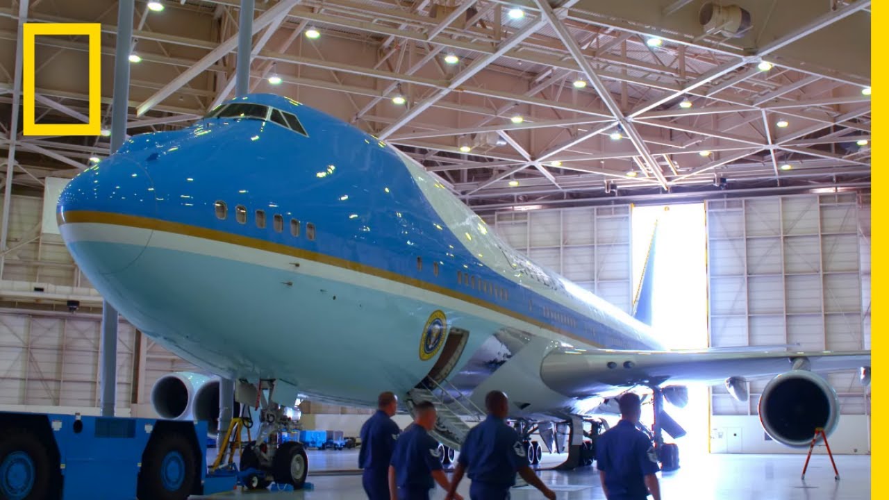 new air force one hanger