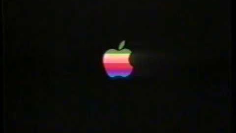 1985 Apple IIc "World