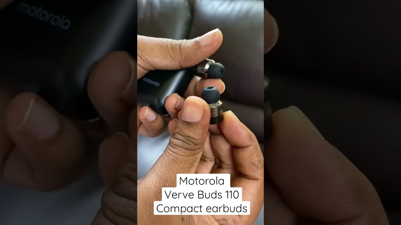 Motorola Verve Buds 110 Compact earbuds shorts trending Motorola