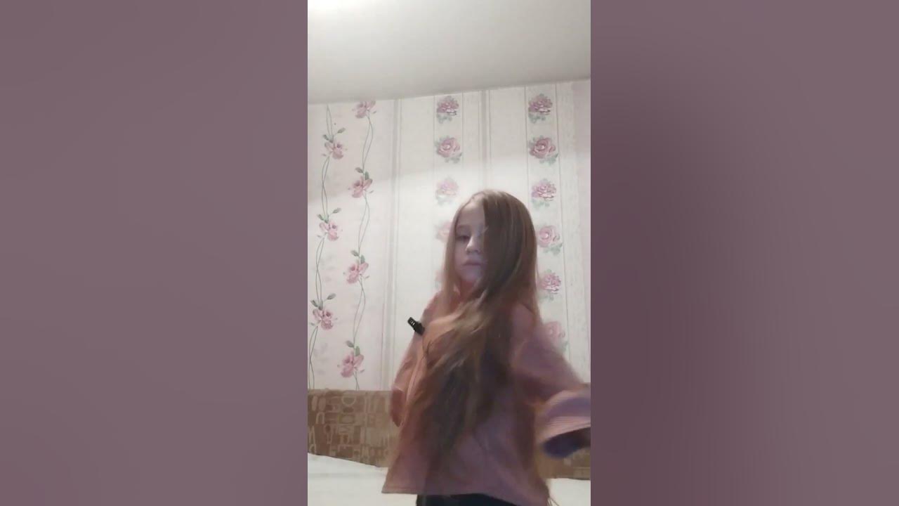 танец Венсдей - YouTube