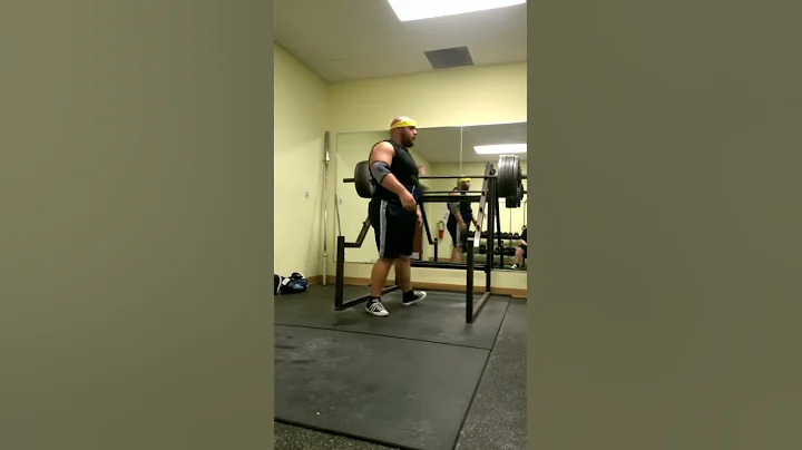 520 Squat - Brian Kershes