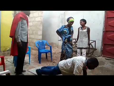 BABA MKWE NI NOMA AMPIGISHA PUSH UP SUGUNYO ZA MANDONGA MCHUMBA WA BINT YAKE