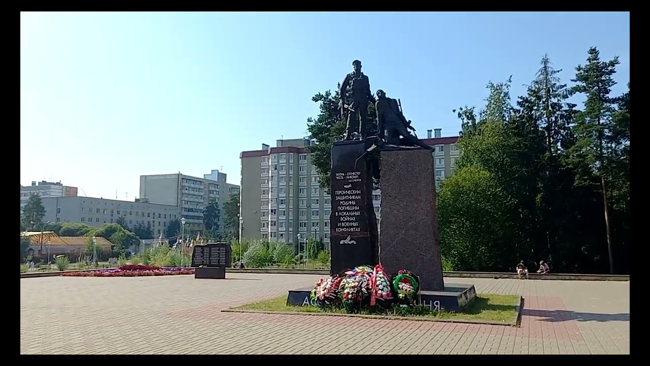 СЕРТОЛОВО Граничит с Петербургом