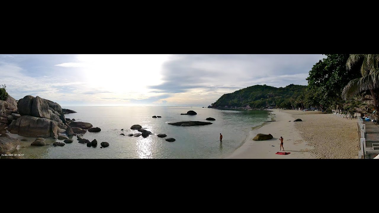 Link to main webcam at the other side of the beach ► https://www.youtube.com/live/zMK-S8vXZpU
Link to panoramic webcam at the other side of the beach ► https://www.youtube.com/live/zCUMfVxECg0
-------------------------------------------------------------------------------------------------------------------------------------------------------------------------------
👍 If you like our webcam, please hit it up with a like and subscribe to our channel.

🚫 Duplication or distribution of our videos is strictly prohibited without permission. 

Patreon ► https://www.patreon.com/SamuiWebcam
Facebook  ► https://facebook.com/therealsamuiwebcam
Comments Page ► https://www.youtube.com/TheRealSamuiWebcam/community

Questions? Comments? Enquiries? 
Email  ► therealsamuiwebcam@gmail.com

-------------------------------------------------------------------------------------------------------------------------------------------------------------------------------