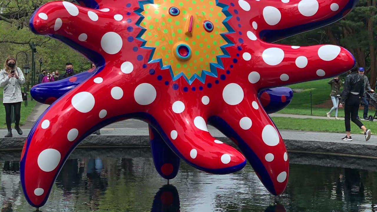 NYC Botanical Garden Kusama 2021