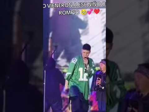 Santa fé Klan se sorprende de niño 😱🤯🤯👌@SantaFeKlanOfficial