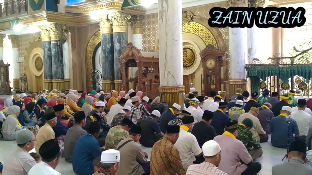 Dzikir Thoriqoh Qodiriyyah Naqsabandiyyah pondok pesantren Suryalaya