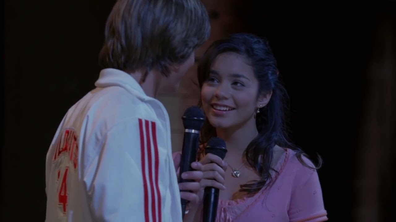 Troy, Gabriella Breaking Free From High School Musical - YouTube