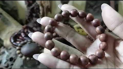 Tại Sao Vòng Gỗ Làm Từ Gỗ Sưa Lại Được Ưa Chuộng - Sản Phẩm Gỗ Sưa Chế Tác Thủ Công Đẹp