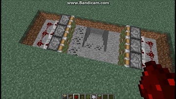 Redstone Tutorials: Episode 1-In Ground Piston Door