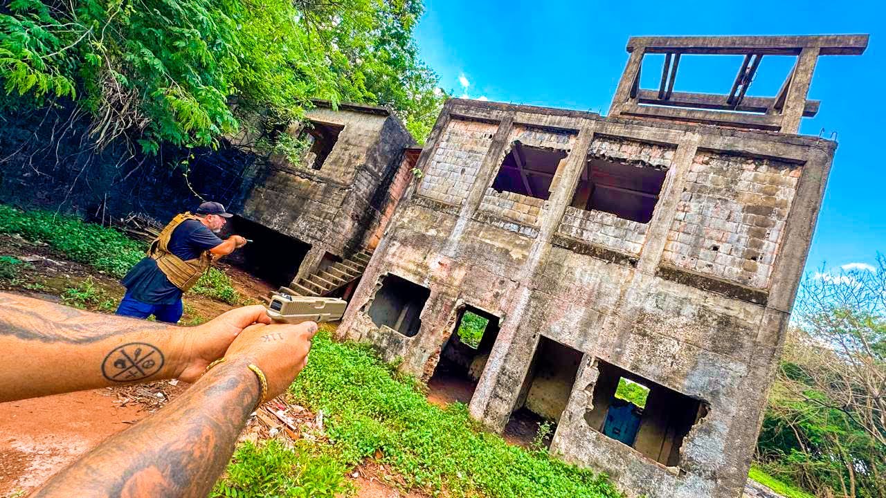 FOMOS EM UMA PENITENCIARIA ABANDONADA