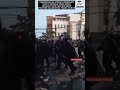 MASA DEMO DI PUKUL MUNDUR APARAT KEAMANAN  DARI GEDUNG DPRD PROPINSI KALTIM # IMK-IndoMediaKreatif