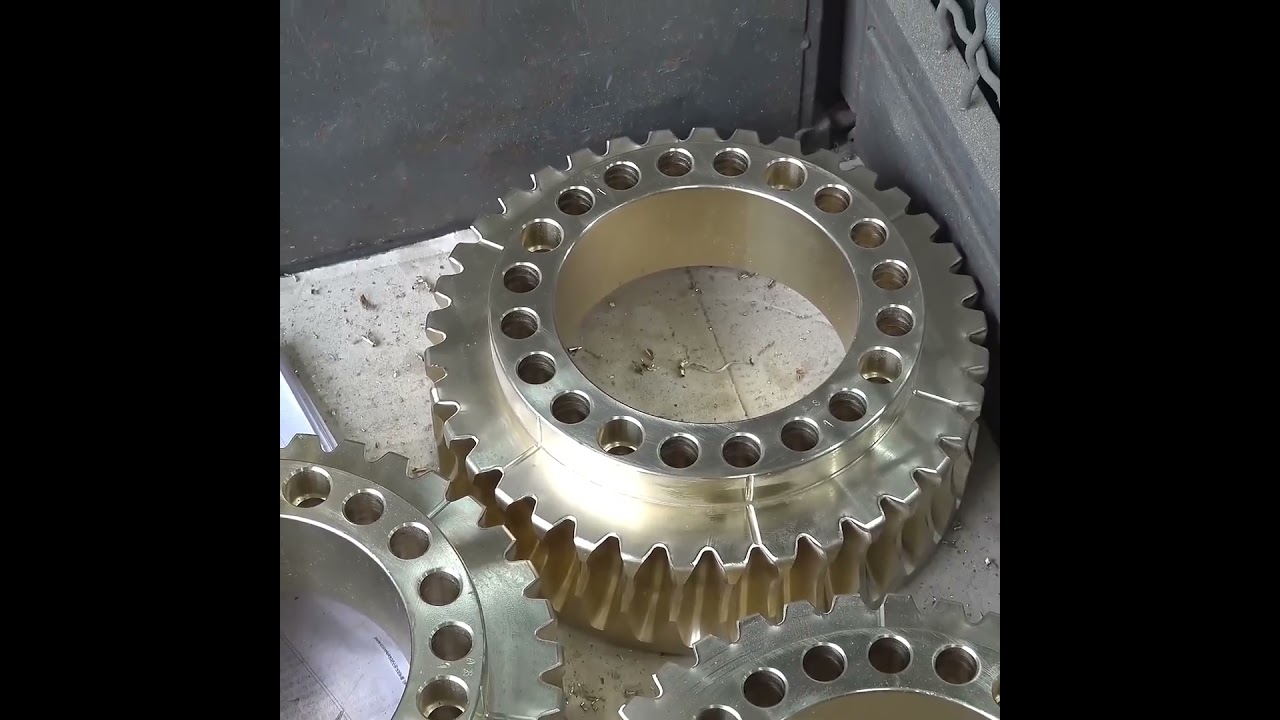 Hydraulic Grapple Manufacturing – Extreme Engineering..BW