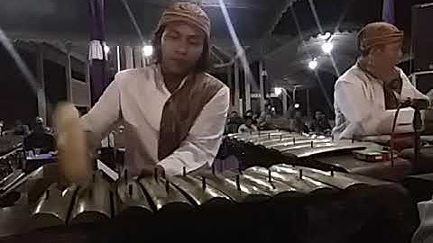 Cacahan saron sampak sanga