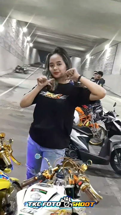 Ladies cantik vijar // Vixion jari-jari //