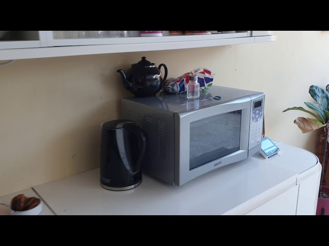 Video 1: Shared Kitchen/Diner