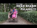 Ndan bhabin pulang   pak bhabin  polisi motret