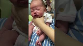 Enjoy burp 👶👶 #baby #boy #newborn