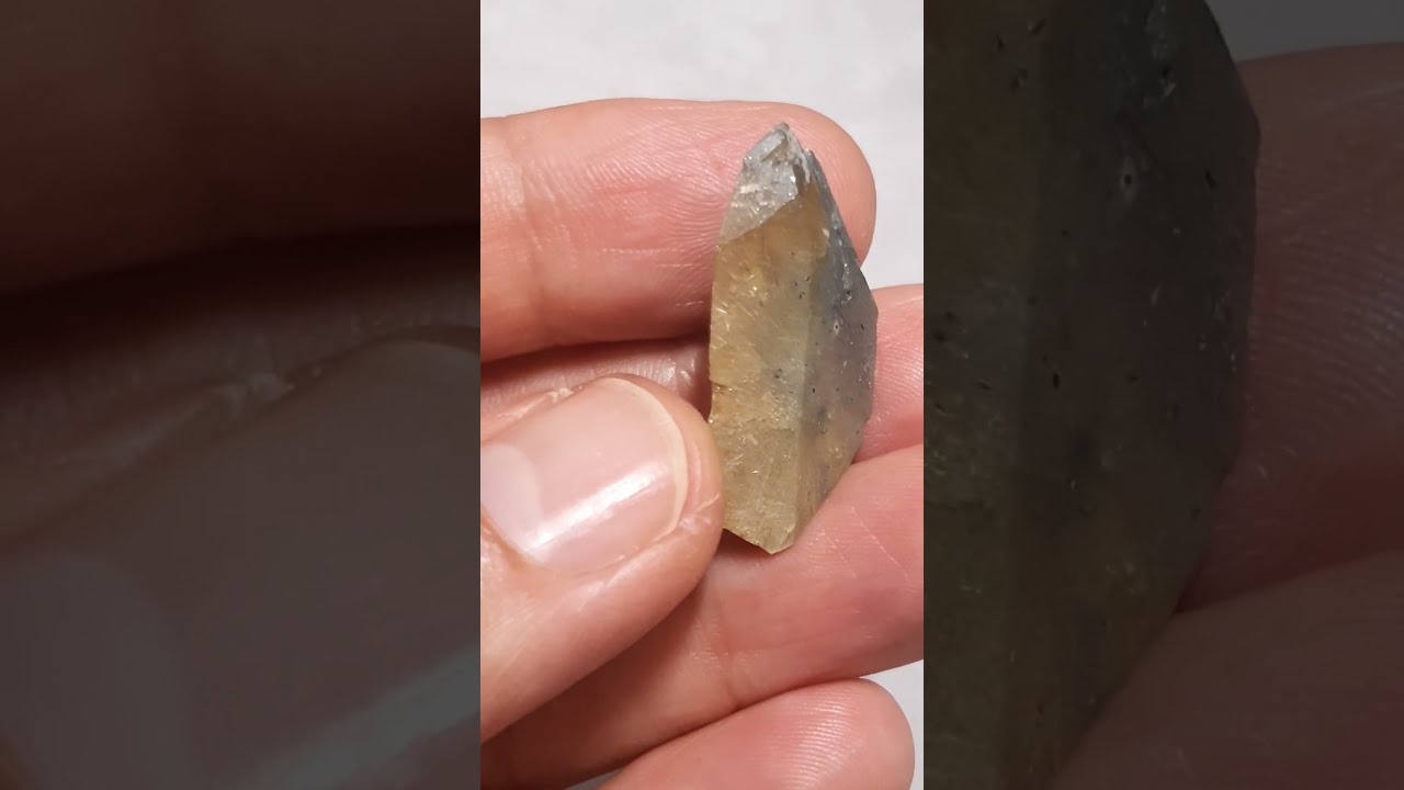 Golden Sphene/Titanite from Pakistan by PristineRocks on ebay & Etsy