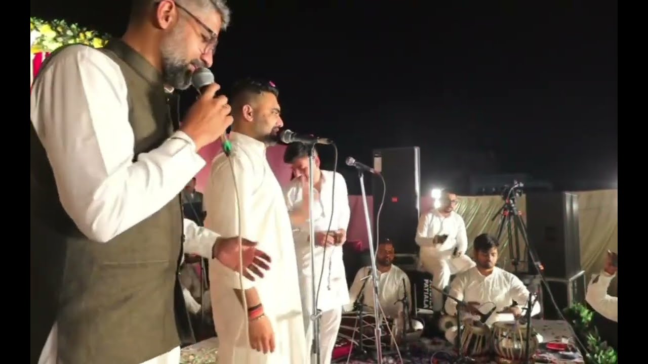 || ढफ बाजे कुँवर किशोरी के || || Dhap Baje Kunwar Kishori Ke || Manish Bhaiya , मनीष भैया 