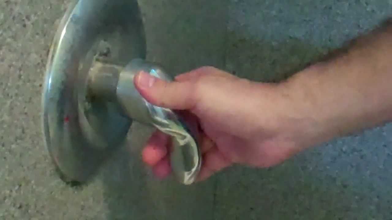 Moen Shower Cartridge Replacement Part 1 Of 2 Youtube