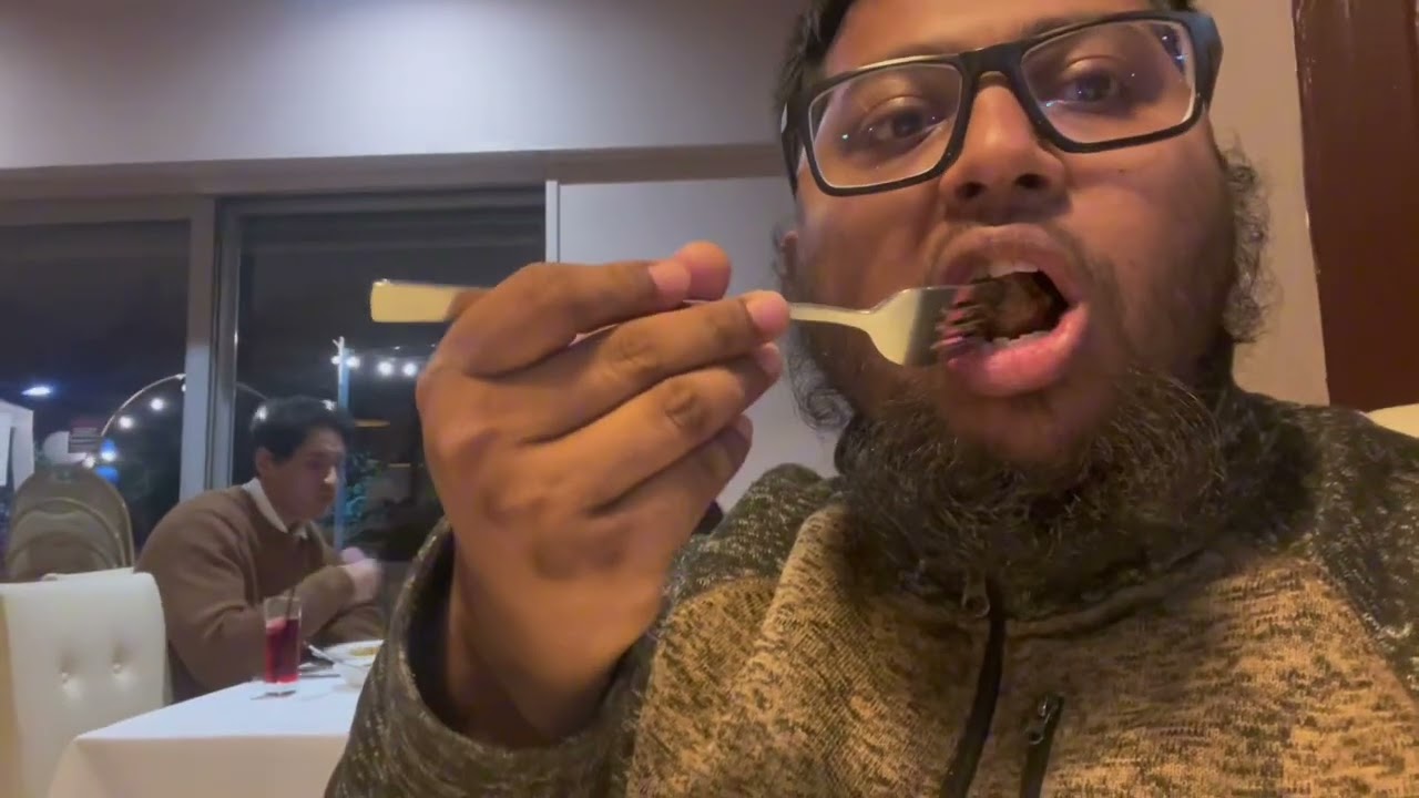 UK Study Abroad Experience: Best King Prawn and Chilli Kebab in London, Memsaheb Restaurant: 10/10