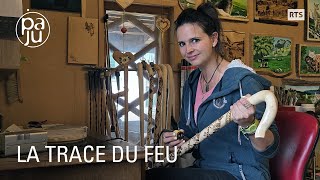 La peinture et la pyrogravure ont aidé Julia à surmonter les épreuves de la vie