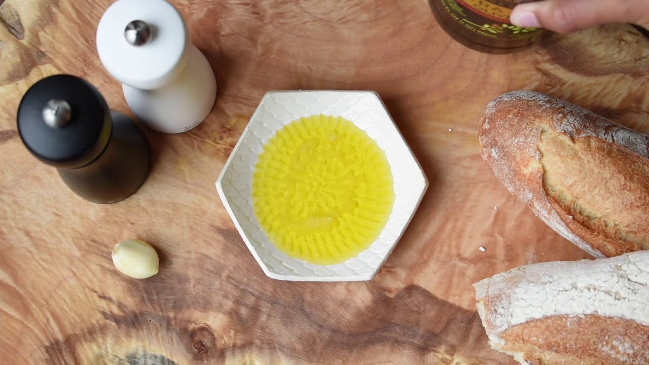  The Grate Plate 3 Piece Handmade Ceramic Garlic Grater Set -  Grater, Peeler, Brush: Home & Kitchen